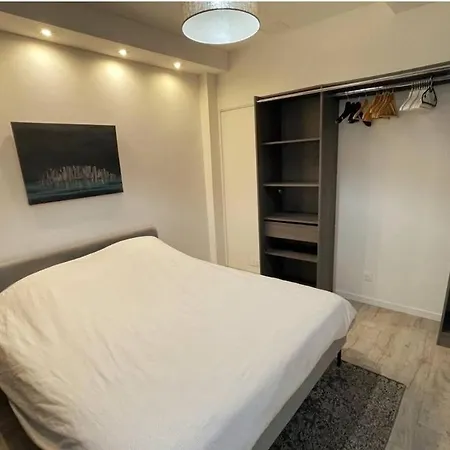 Apartment On Rue Morvan *