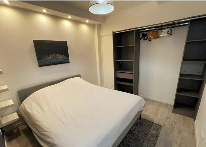 Apartment On Rue Morvan *
